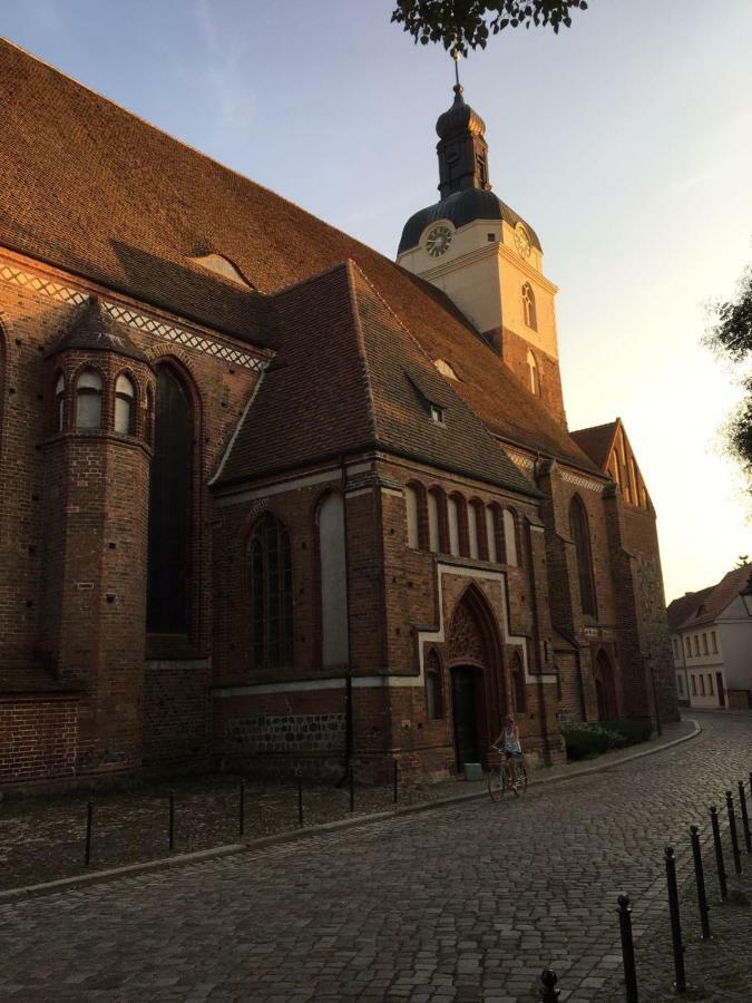 Altstadt Ferienwohnung Brandenburg  Luaran gambar