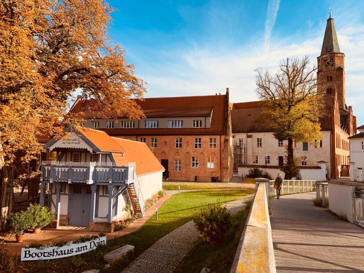 Altstadt Ferienwohnung Brandenburg  Luaran gambar